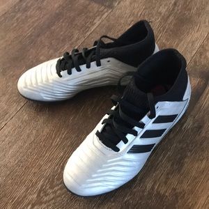 Indoor turf shoes great condition!